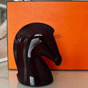 HERMES Samarcande Lacquered Wood Horse Paperweight Decor Chess Piece